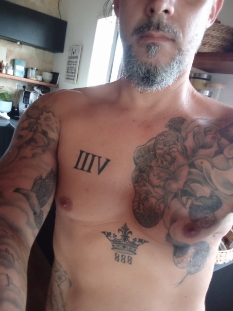 Profil de Housni